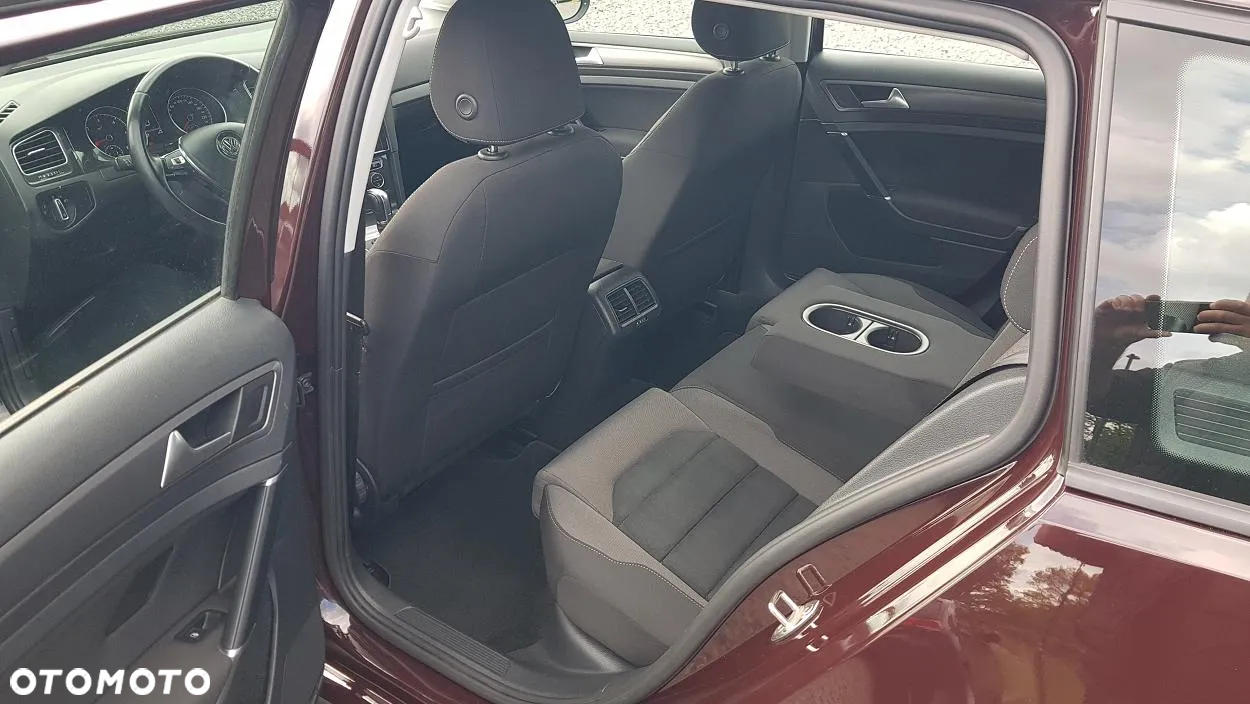 Volkswagen Golf 2.0 TDI BlueMotion Technology DSG Edition - 25