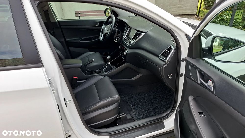 Hyundai Tucson 1.6 Turbo 2WD Passion - 28