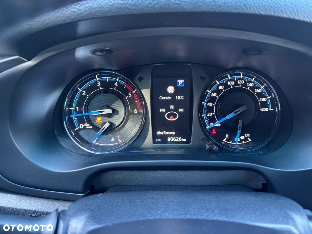 Toyota Hilux - 23