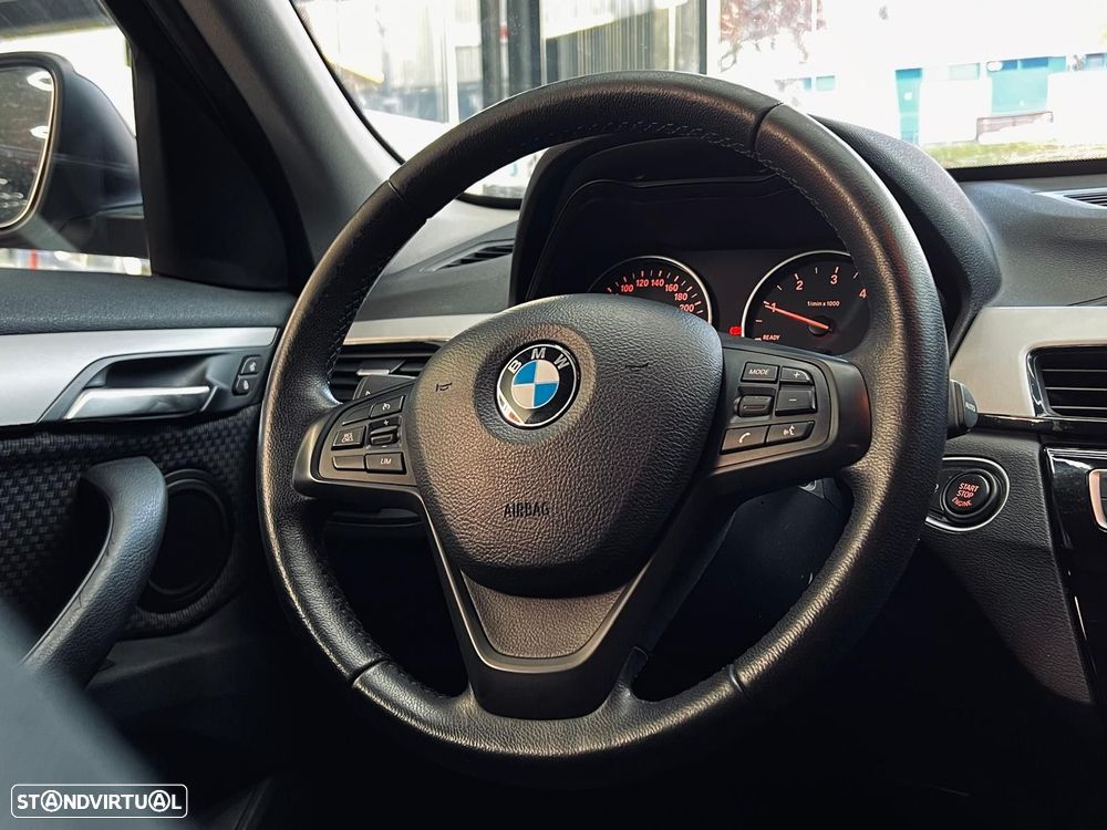 BMW X1 16 d sDrive Advantage - 25