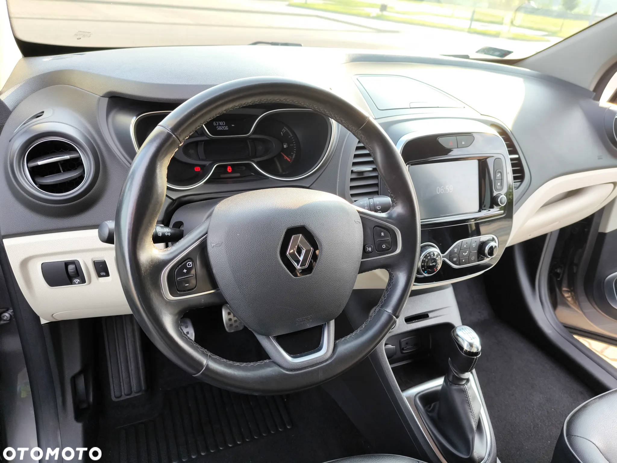 Renault Captur 1.5 dCi Energy Intens - 10
