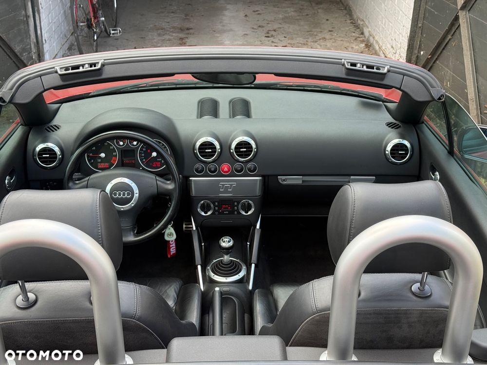 Audi TT Roadster 1.8T - 25