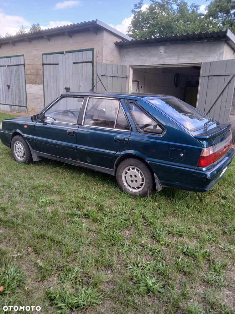Polonez Caro - 10