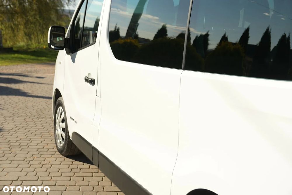 Renault Trafic - 15