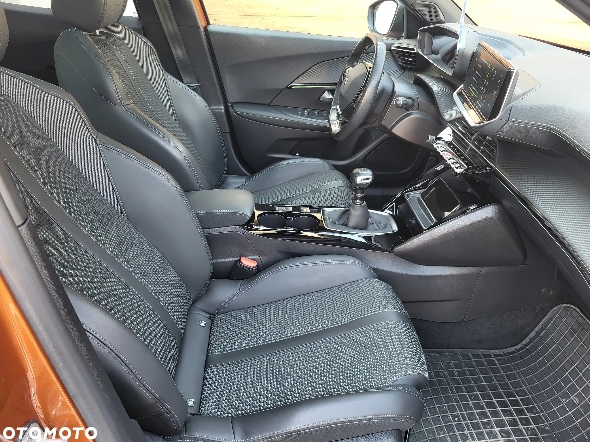 Peugeot 2008 PureTech 130 Stop&Start GT-Line Edition - 19