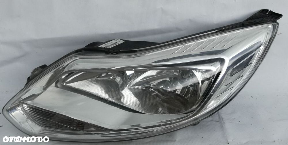 Reflektor lewy Lampa lewa Ford Focus III 2011-