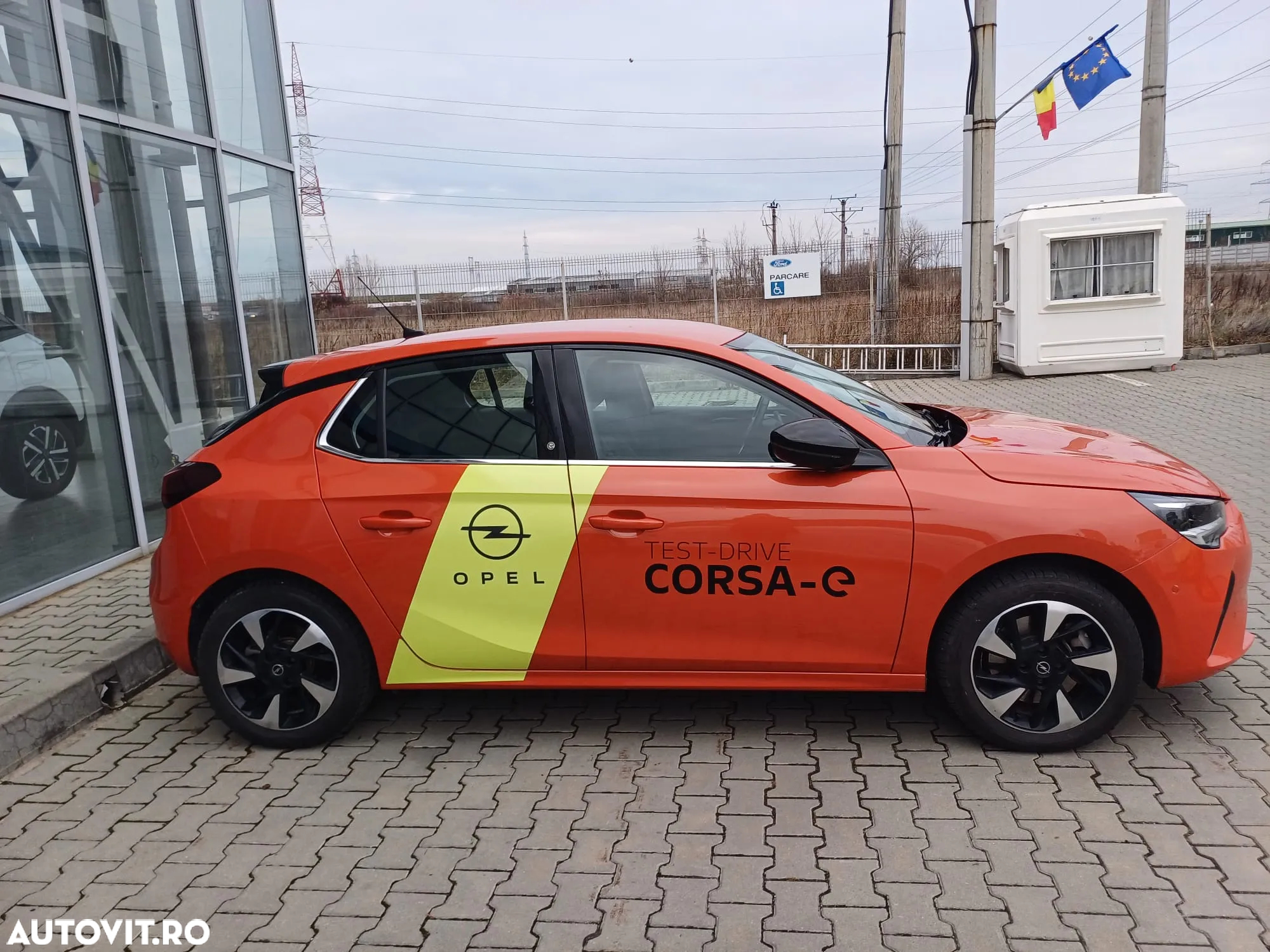 Opel Corsa e Elegance - 8
