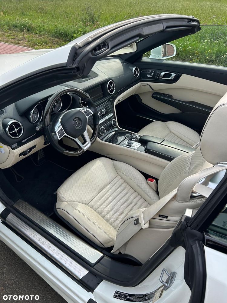 Mercedes-Benz SL 500 7G-TRONIC - 12