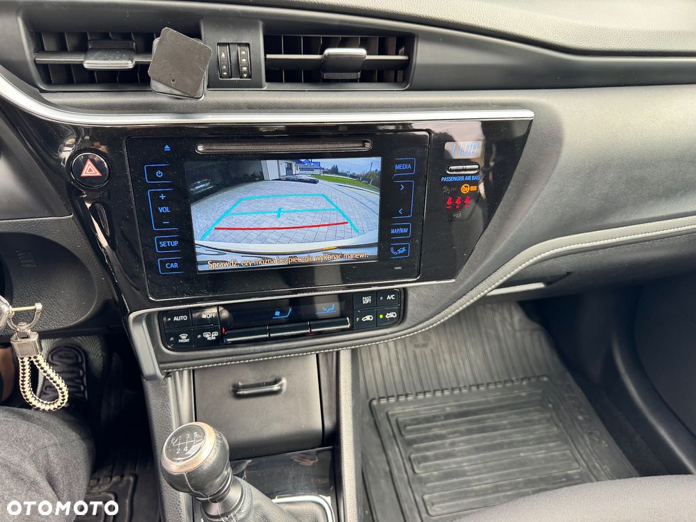 Toyota Auris 1.6 Comfort - 14