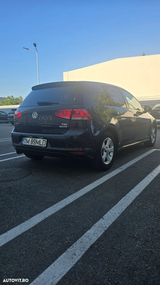 Volkswagen Golf - 19