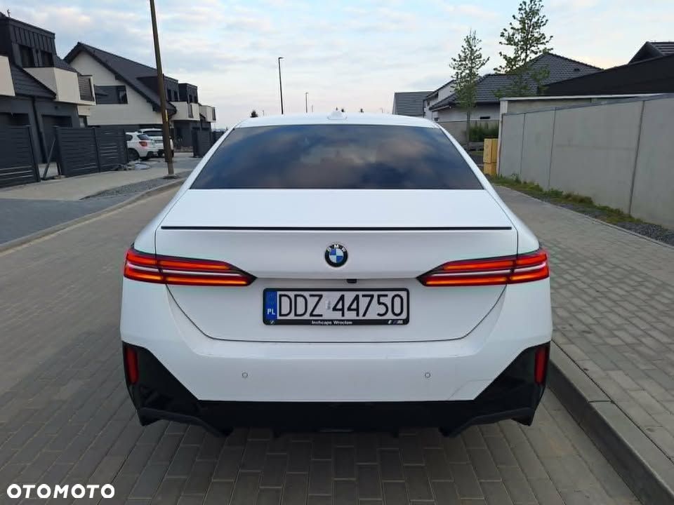 BMW Seria 5 520e Luxury Line sport - 12
