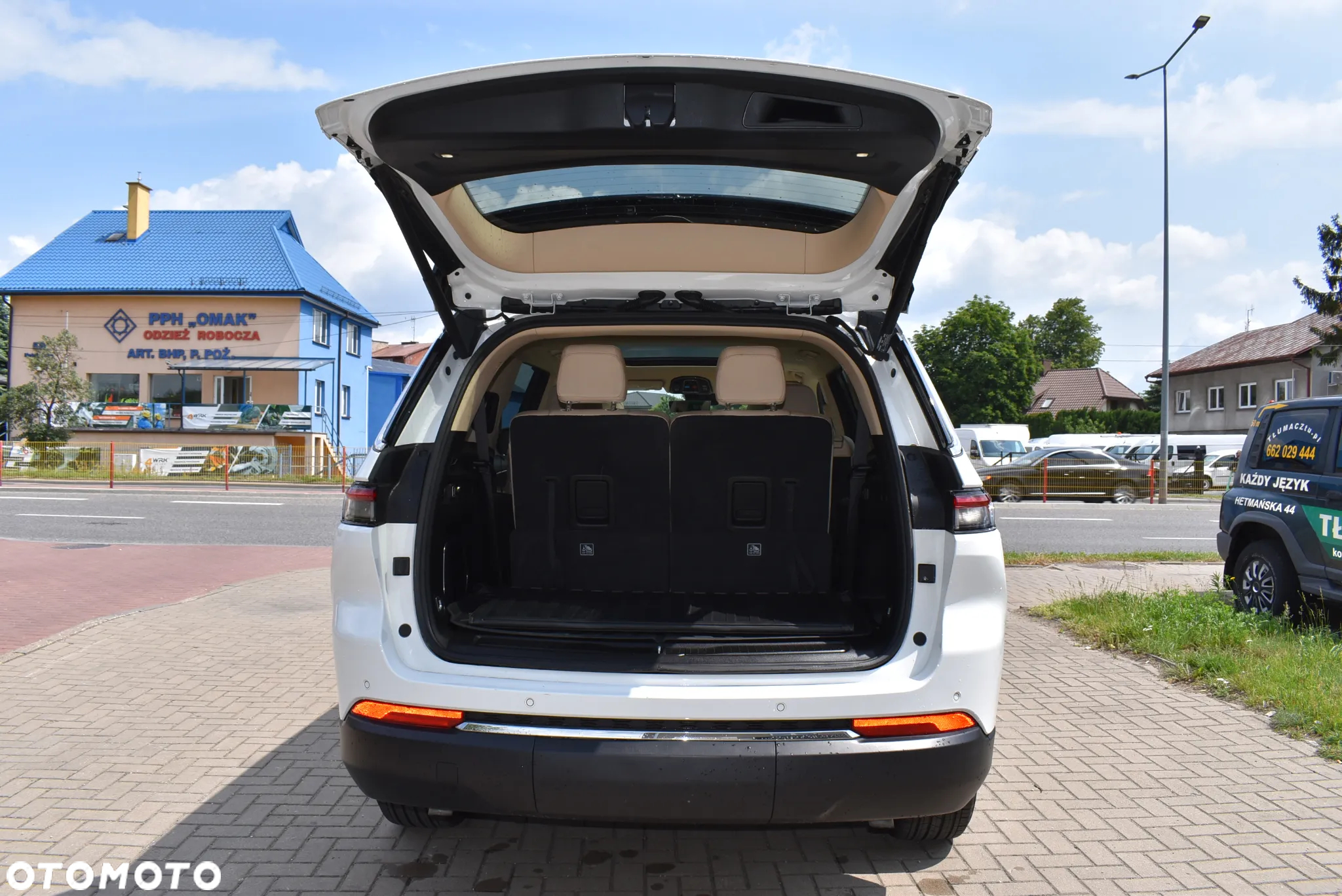 Jeep Grand Cherokee - 9