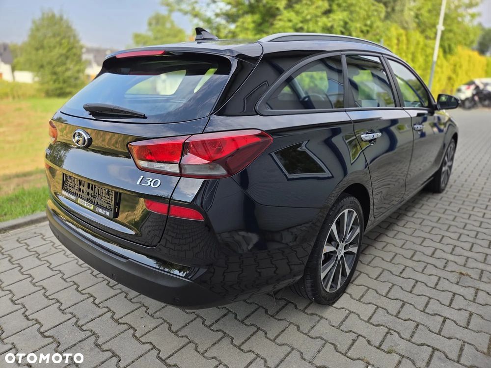 Hyundai i30 1.4 T-GDI DCT Premium - 3