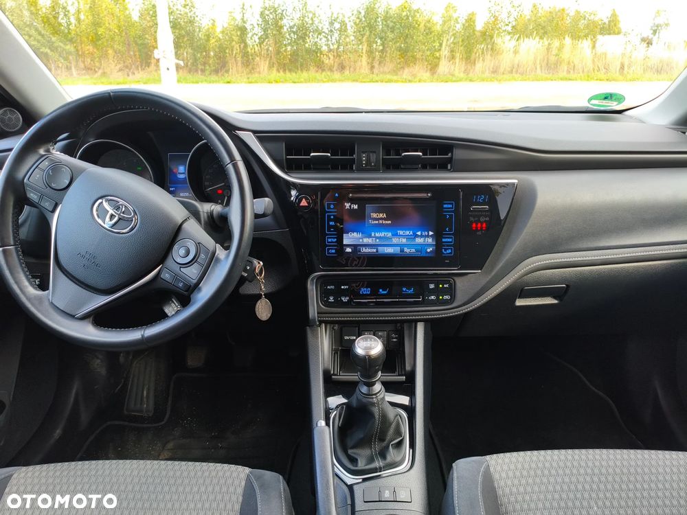 Toyota Auris 1.2 Turbo Edition S+ - 10