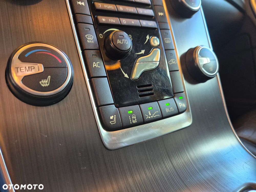 Volvo V60 D3 Summum - 27
