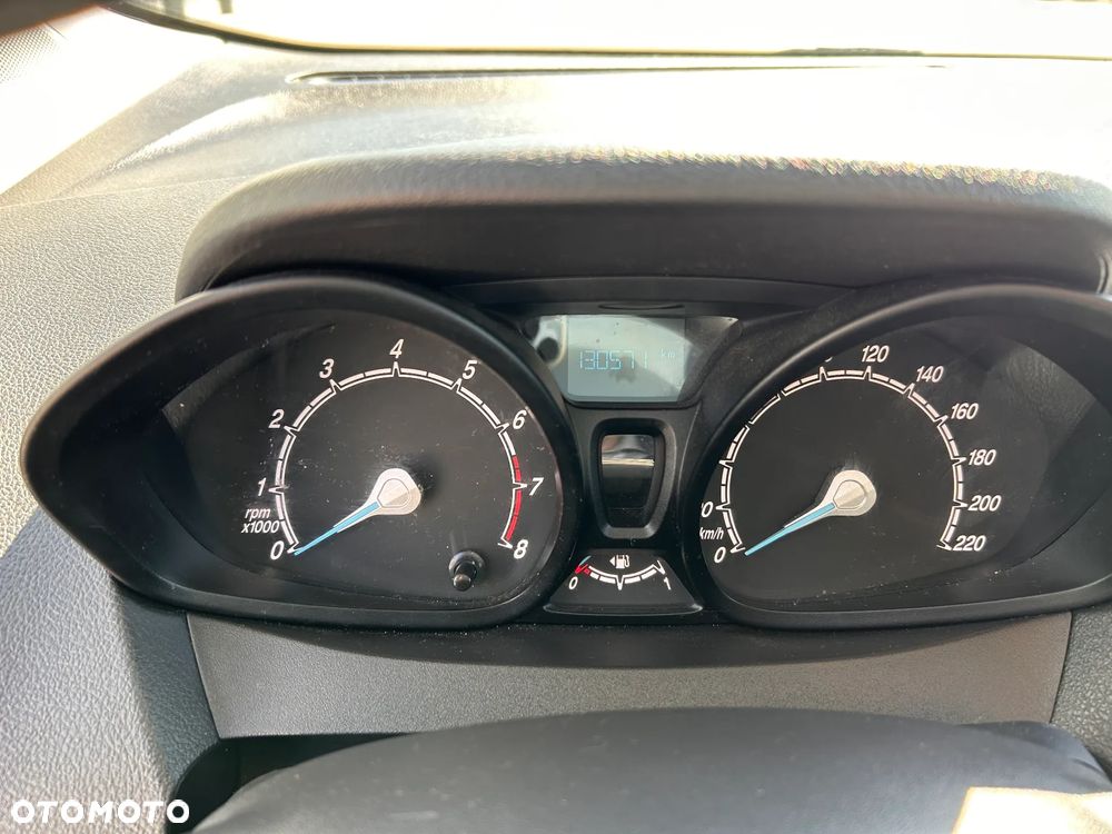 Ford TRANSIT COURIER - 17