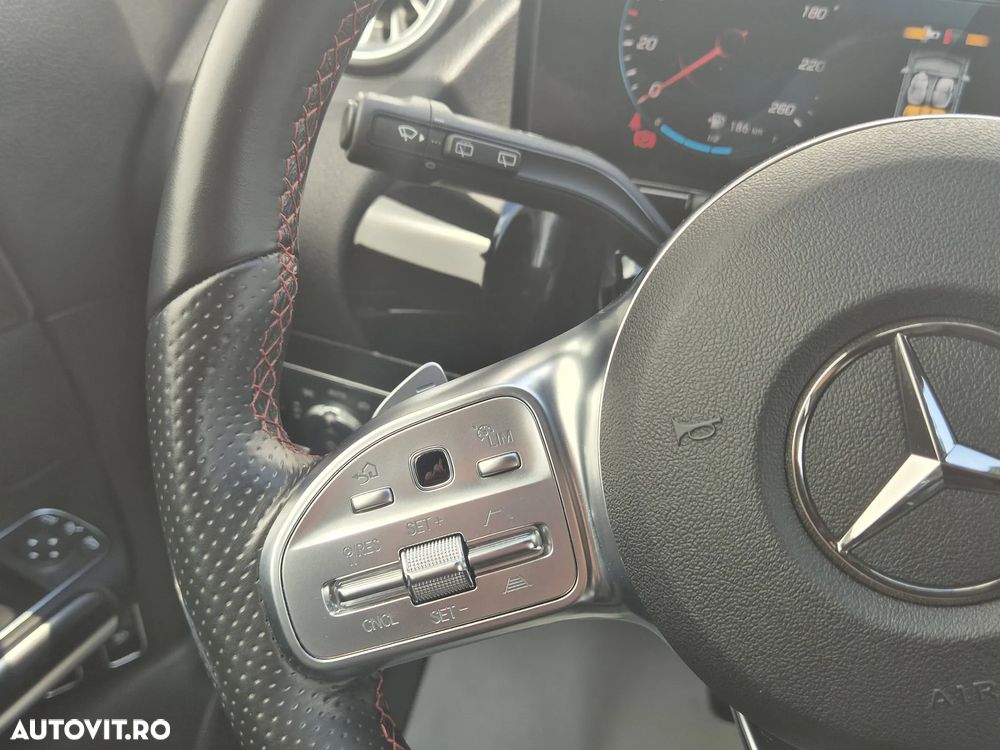 Mercedes-Benz GLA 250 e - 15