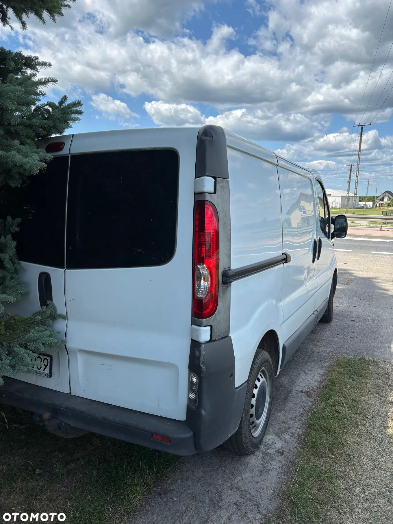 Renault Trafic - 2