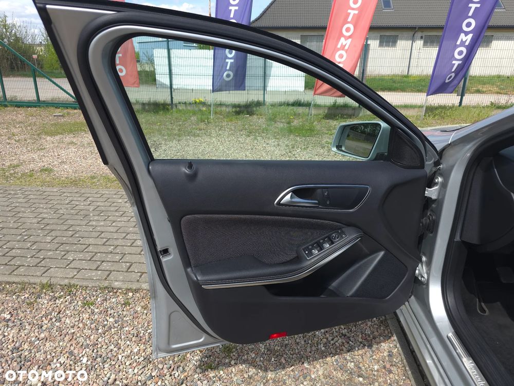 Mercedes-Benz Klasa A 180 (BlueEFFICIENCY) Style - 18