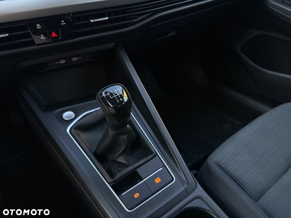 Volkswagen Golf 1.0 TSI Active - 15