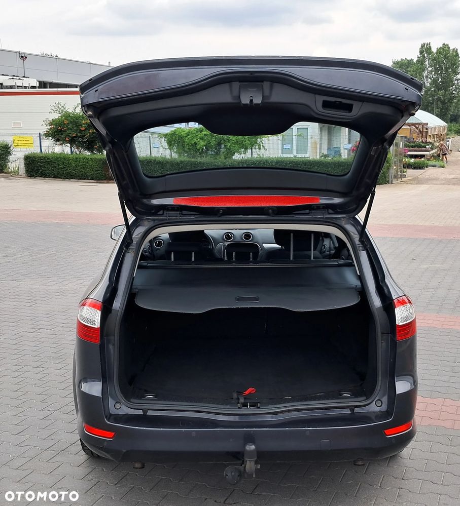 Ford Mondeo 2.3 Titanium - 5