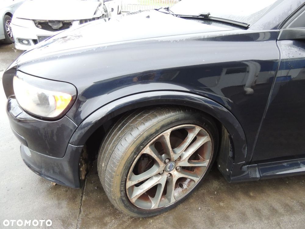 Ćwiartka nadwozia lewy przód Volvo C30 '10 2.0 D - 1