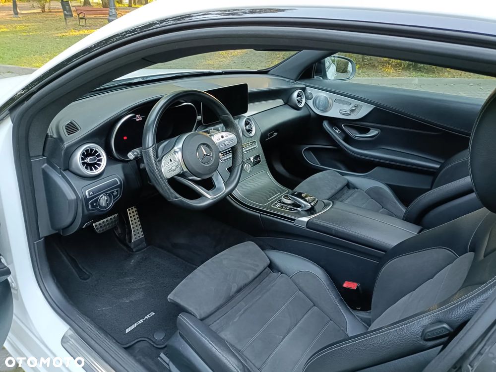 Mercedes-Benz Klasa C 200 4MATIC 9G-TRONIC - 25