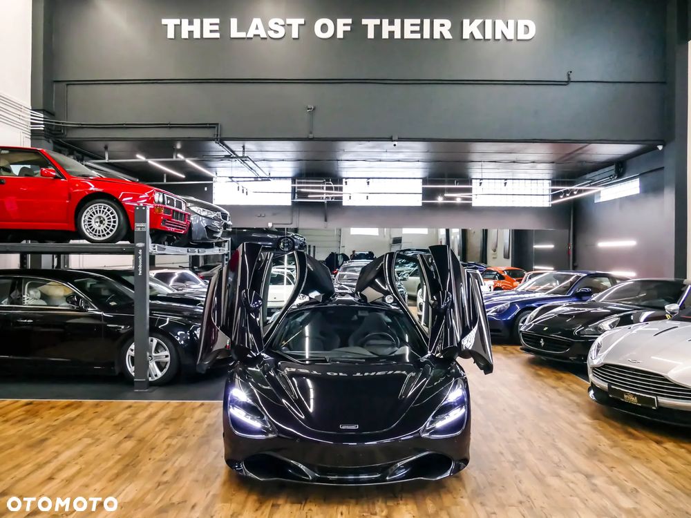 McLaren 720S Coupe - 2