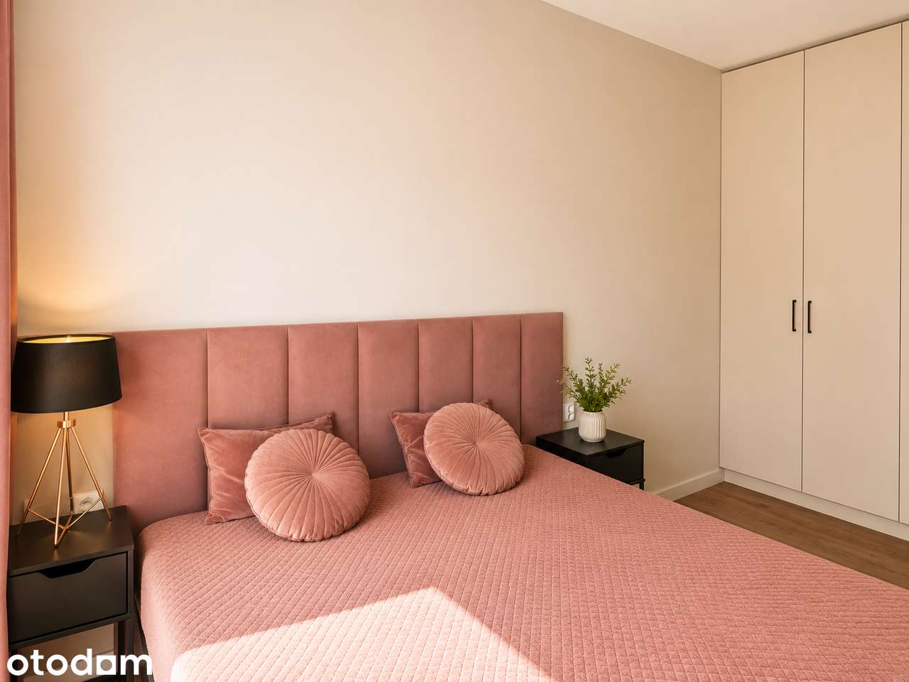 Mieszkanie 2 sypialnie, parter, duży balkon!