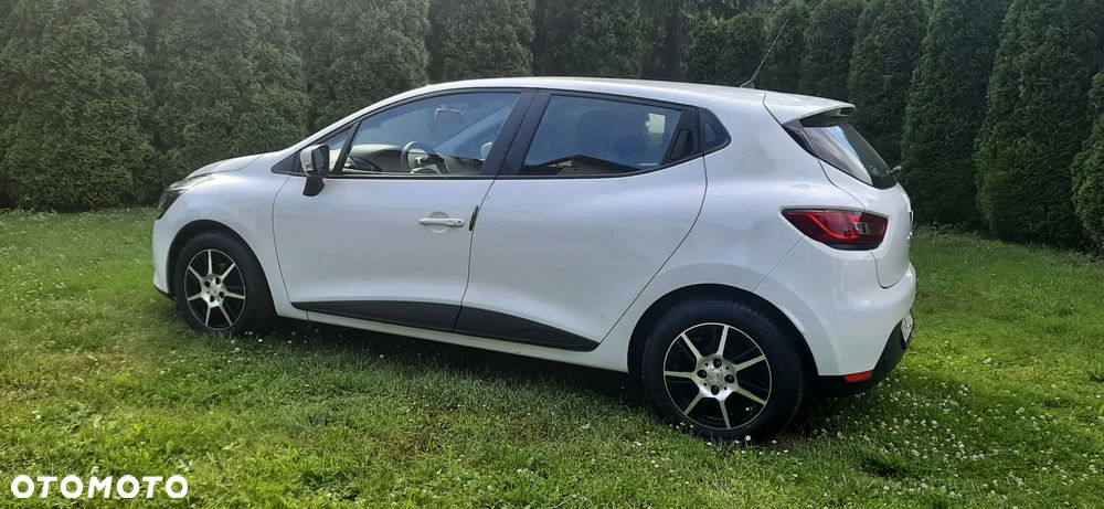 Renault Clio - 22