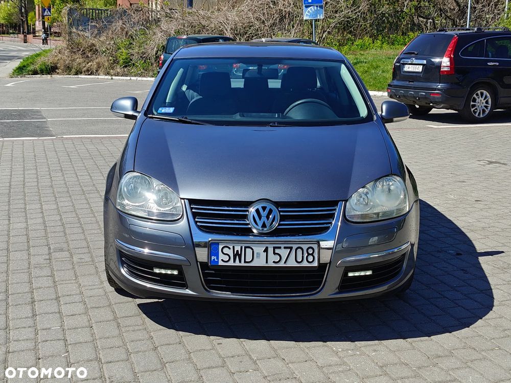 Volkswagen Jetta 1.6 Freestyle - 20