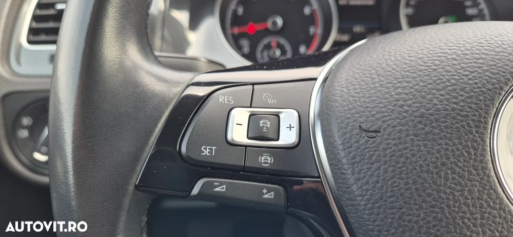 VOLKSWAGEN Golf 2019 — imagine 23