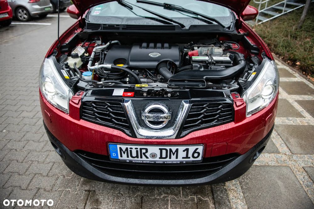 Nissan Qashqai 2.0 dCi 4 x 4 DPF tekna - 35