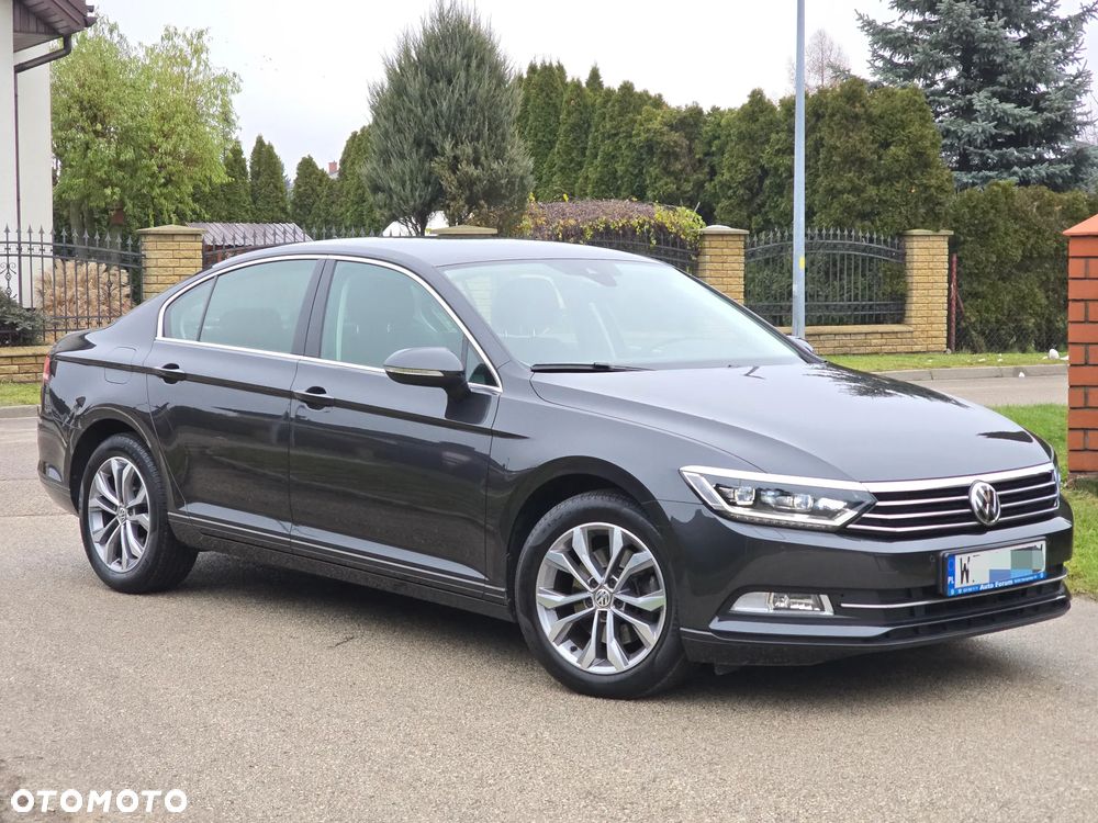 Volkswagen Passat - 8