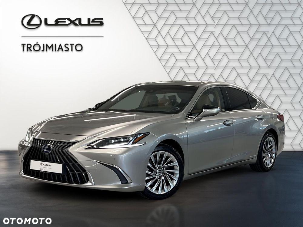 Lexus ES 300h Omotenashi - 2