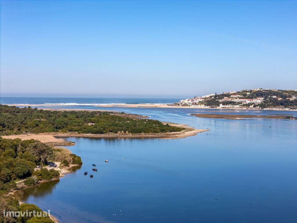 Lote com Projeto Aprovado junto à Lagoa de Óbidos - Grande imagem: 3/12