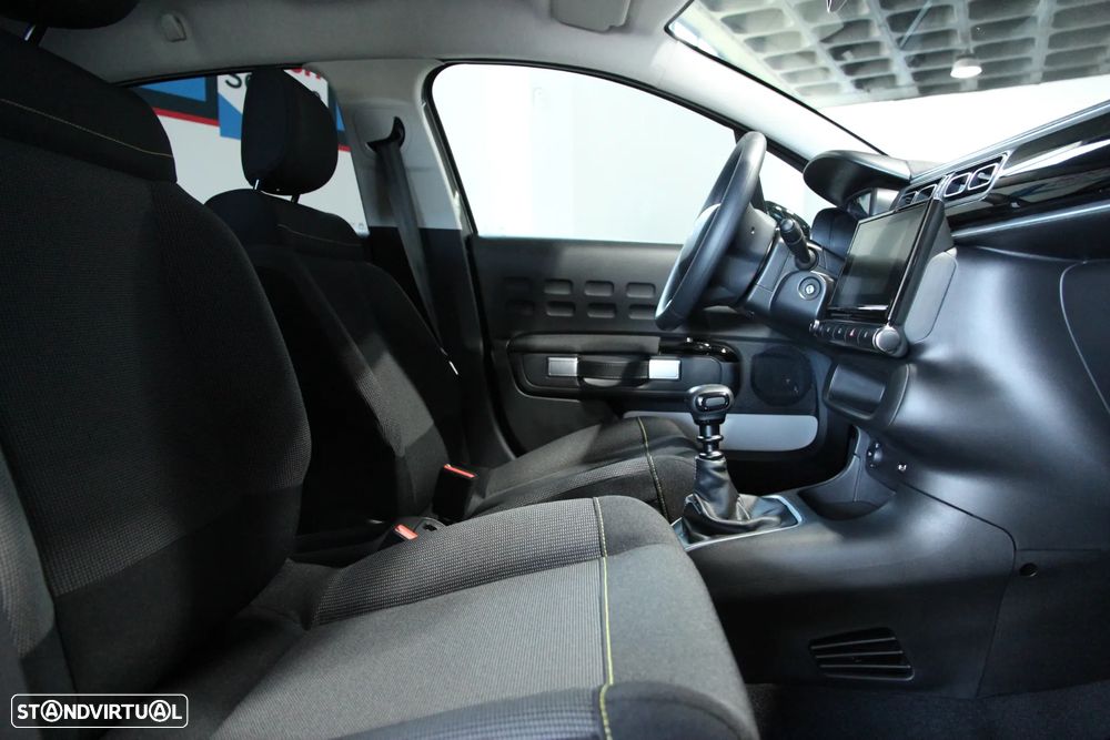 Citroën C3 1.2 PureTech Shine - 6