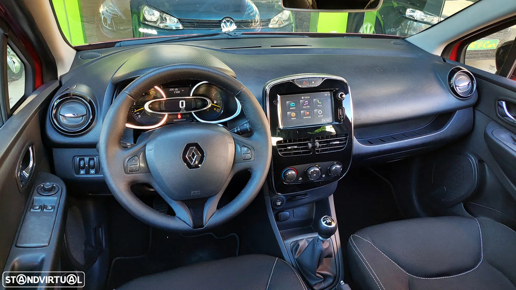 Renault Clio 1.5 dCi Dynamique S - 9