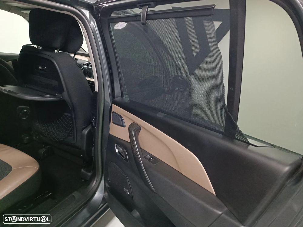 Citroën C4 Picasso 1.6 e-HDi Exclusive ETG6 - 19