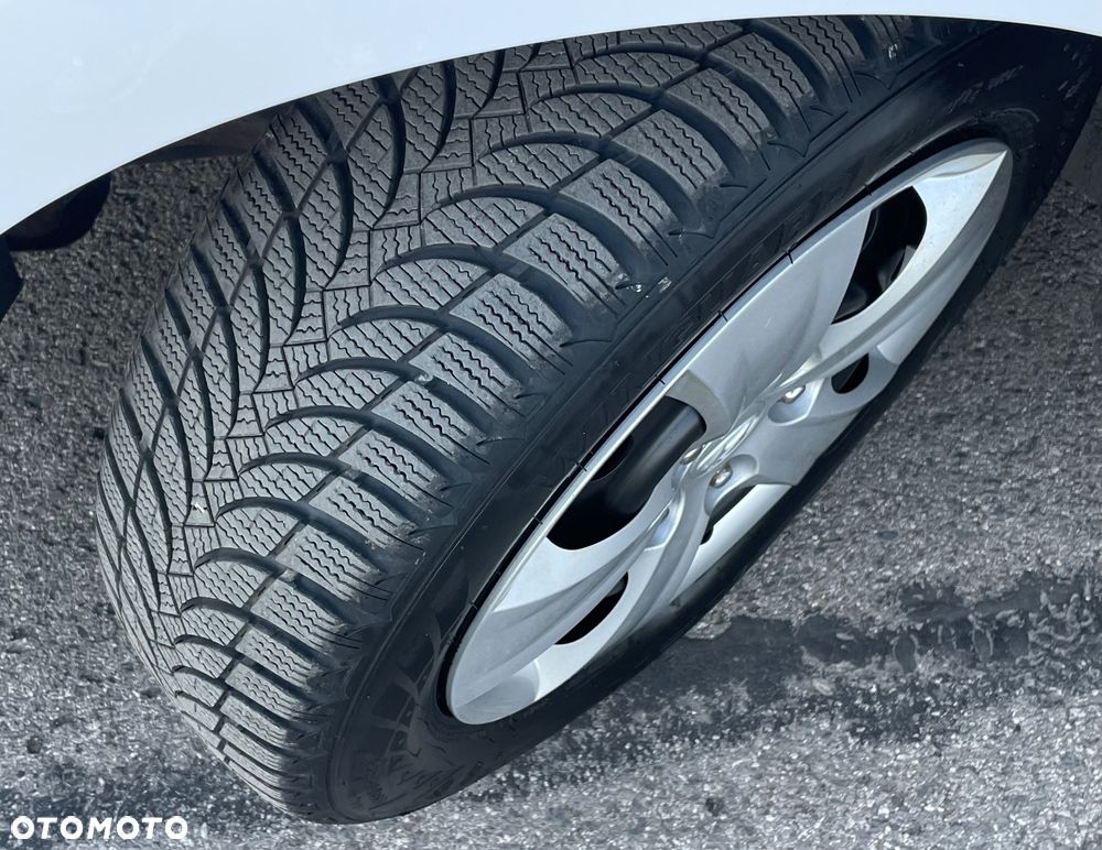 Hyundai i30 1.6 CRDi Blue Classic - 18