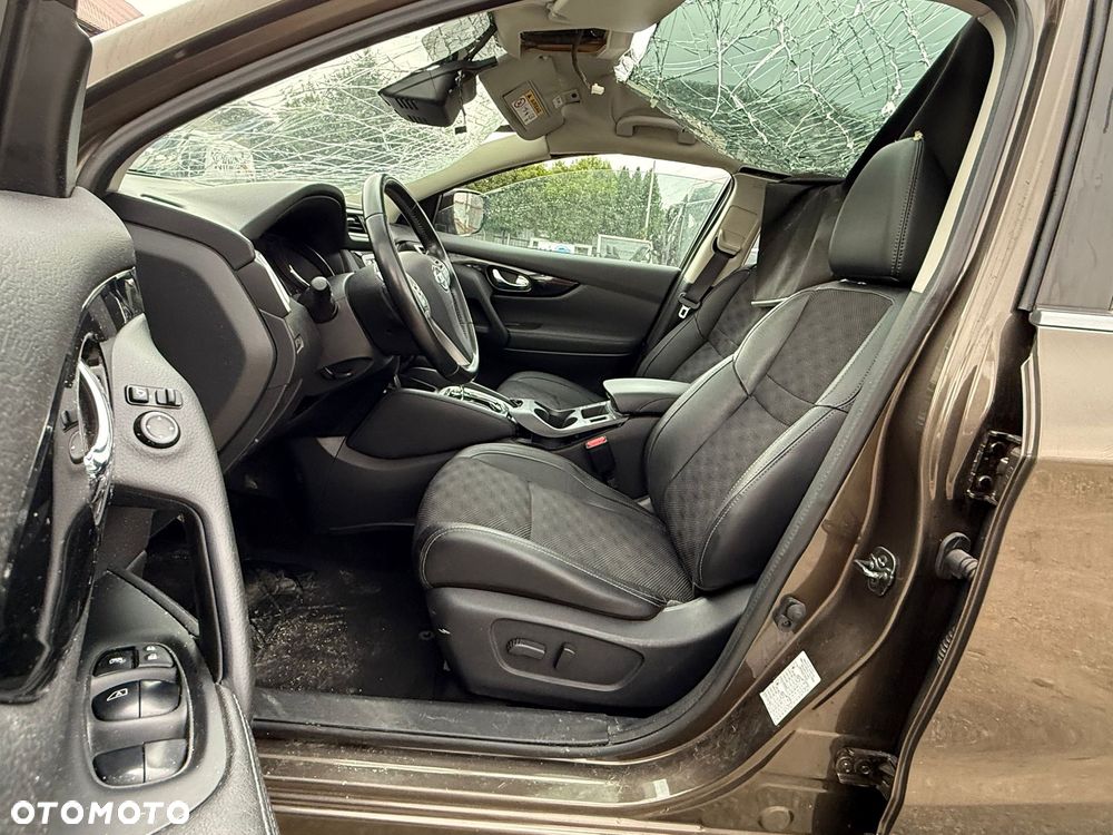 Nissan Qashqai 1.6 dCi Xtronic TEKNA - 10