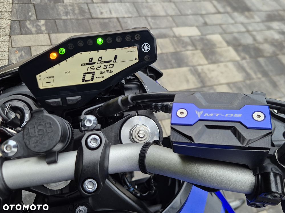 Yamaha MT - 8