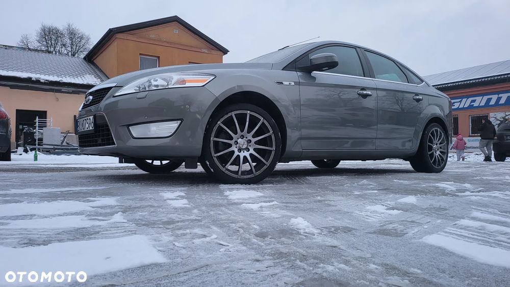 Ford Mondeo 2.5 Black Magic - 24