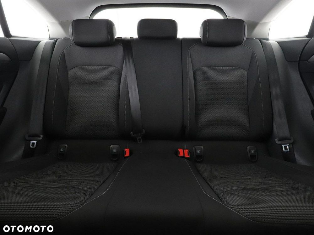 Volkswagen Arteon 2.0 TDI SCR DSG - 18