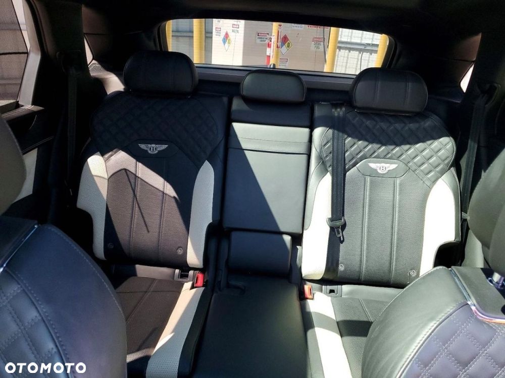 Bentley Bentayga - 9