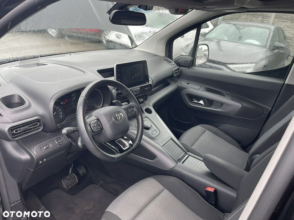 Toyota Proace City Verso 1.5 D-4D L2 Lounge 7-Sitzer - 7