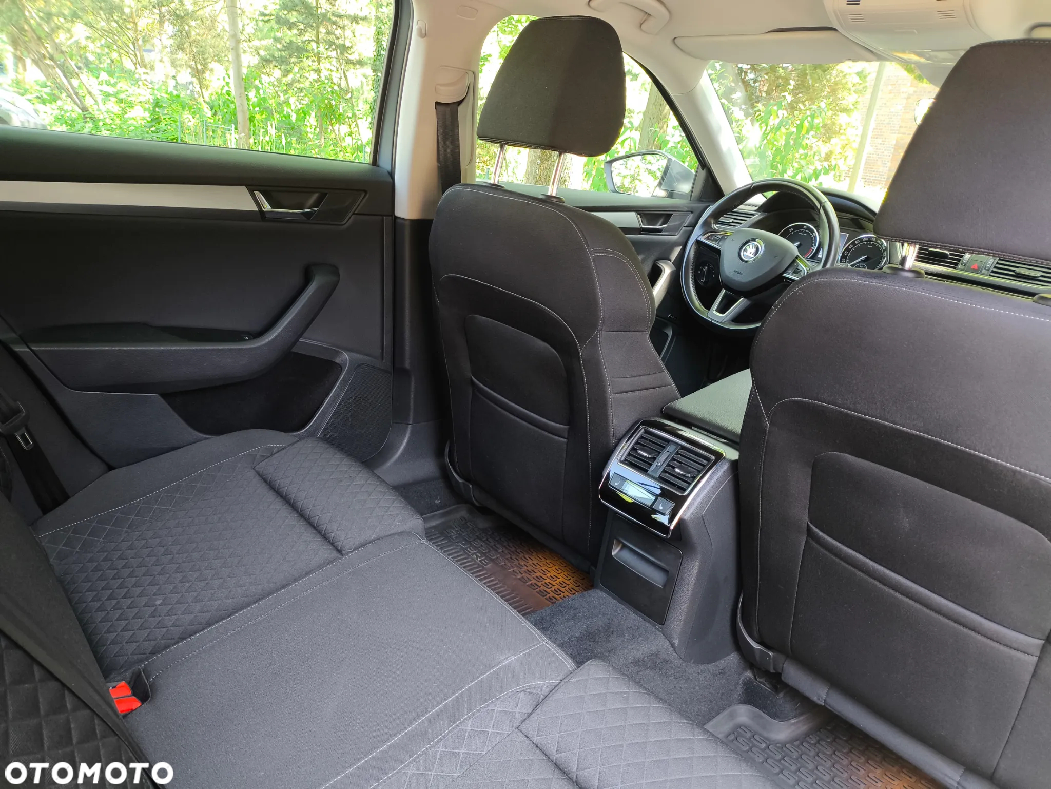 Skoda Superb 2.0 TDI Style - 18