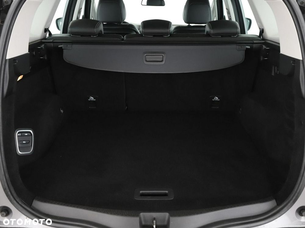 Renault Grand Scenic - 21