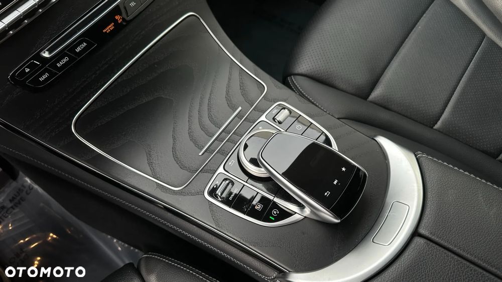 Mercedes-Benz GLC 300 4Matic 9G-TRONIC - 17