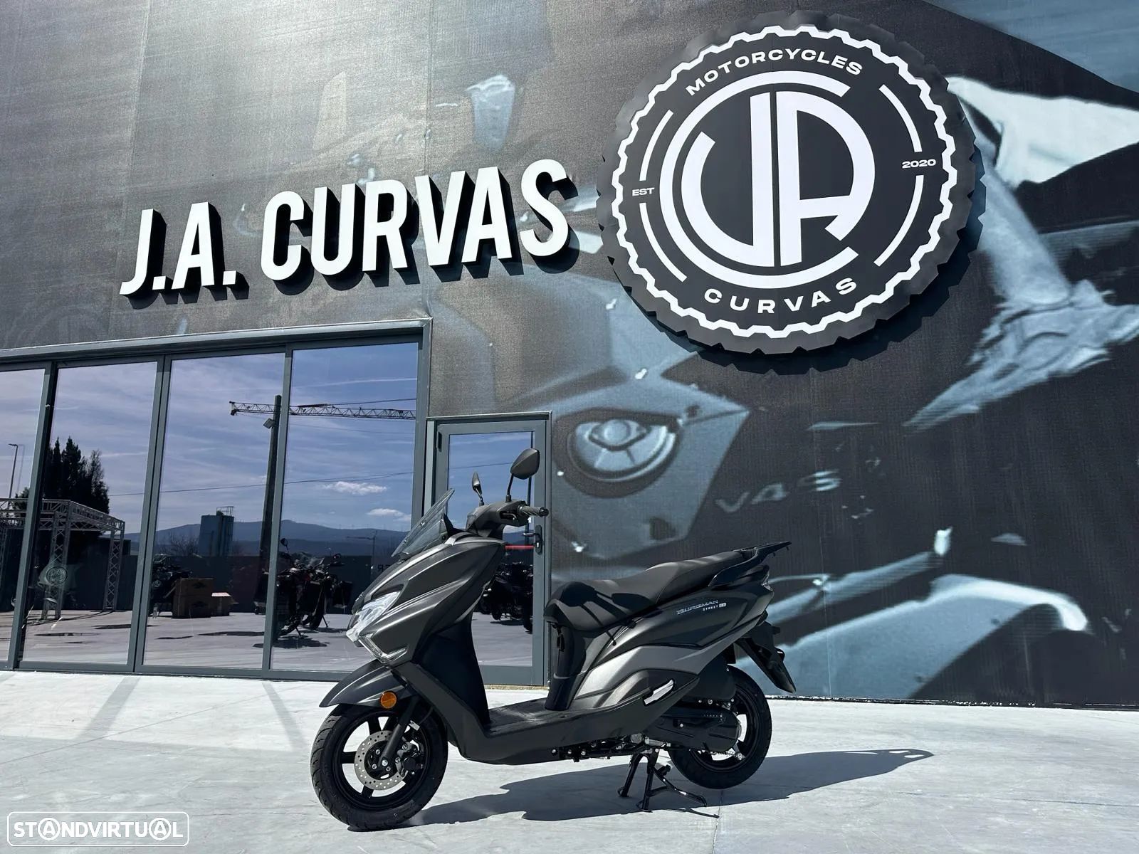 Suzuki Burgman Street 125EX - 1